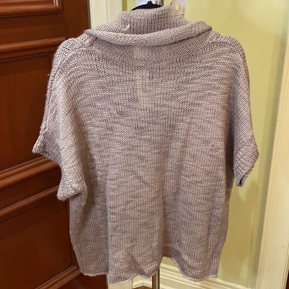 Knit short sleeve sweater - Picture 2 of 3